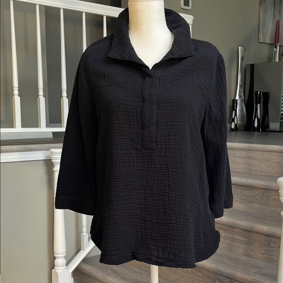 Chico's Black Textured Tunic Top - Picture 1 of 7
